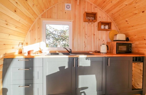 Morwellham Cottage | CHAPEL POD, pet friendly, character holiday cottage in Callington