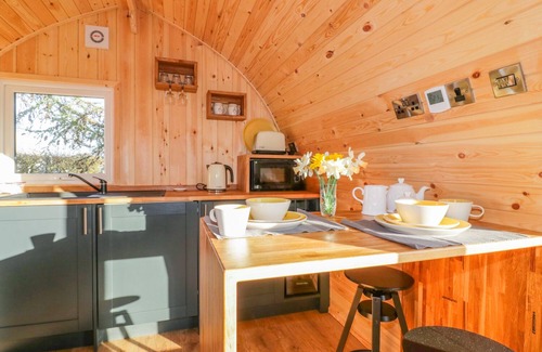 Morwellham Cottage | CHAPEL POD, pet friendly, character holiday cottage in Callington