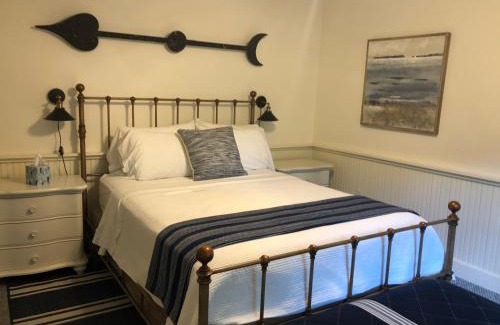 Put-in-Bay Apartment | Chapman House