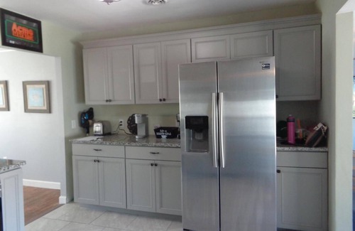 Mystic Island House | Charming 3-bedroom house with AC, WiFi in quaint Little Egg Harbor Township