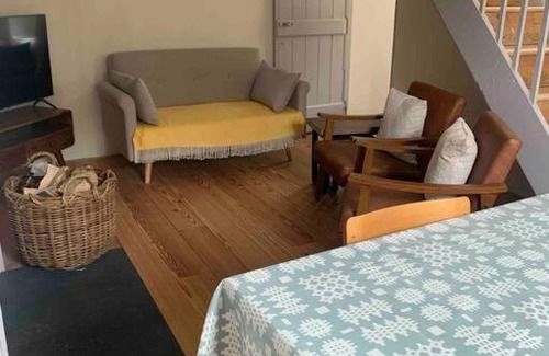 Gwynedd- Snowdonia House | Character Cottage Nr Betws Y Coed.