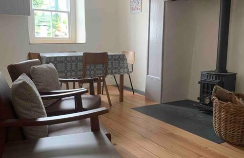 Gwynedd- Snowdonia House | Character Cottage Nr Betws Y Coed.