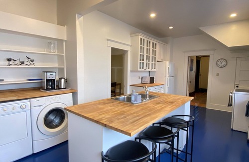 Grandview-Woodland House | Character Home -Commercial Drive Neighbourhood