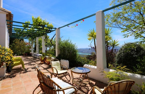 Alcaucin Villa | Characterful stylish Andalucian Cortijo - huge pool and panoramic lake/sea views