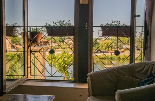 Puy-l'Eveque House | Characteristic village house at 20m from the river Lot