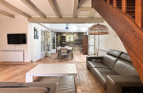 La Palmyre Villa | Charentais Villa with Pool for 8 People in La Palmyre