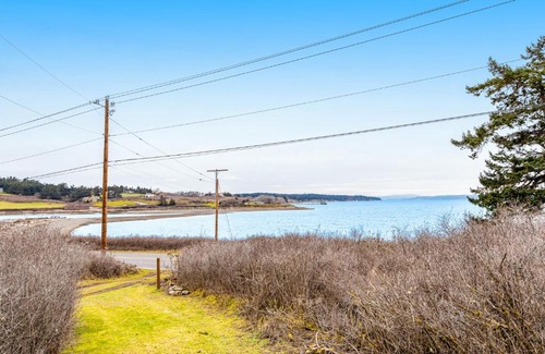 Coupeville House | Charisma Cove
