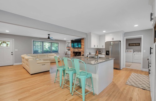 Easley House | Charles Street, Hot tub, Near Downtown Greenville