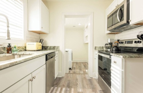 North Charleston House | Charleston Charm - Spacious 3BR + Bikes/Scooters!