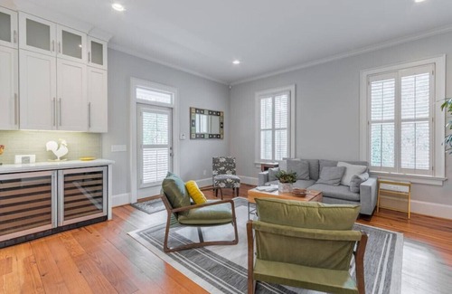 Five Points House | Charleston Home-Walk to 5pts/USC