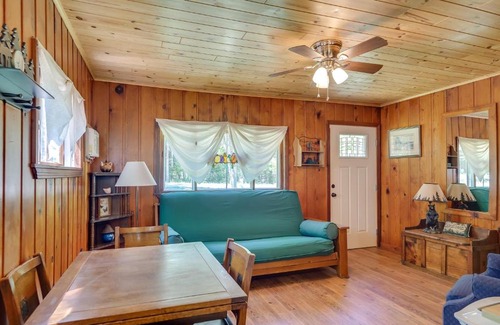 Charlevoix House | Charlevoix Cabin with Patio and Grill - Steps to Lake!