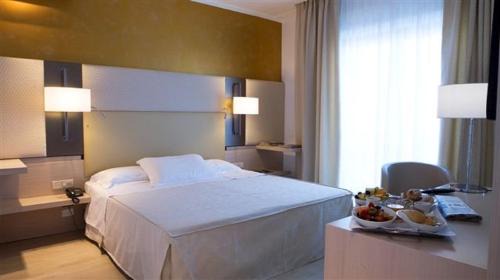 Pesaro Hotel | Charlie in Pesaro