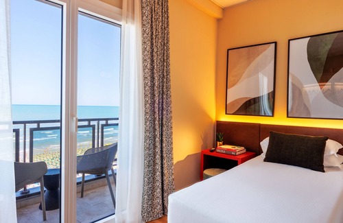 Pesaro Hotel | Charlie in Pesaro