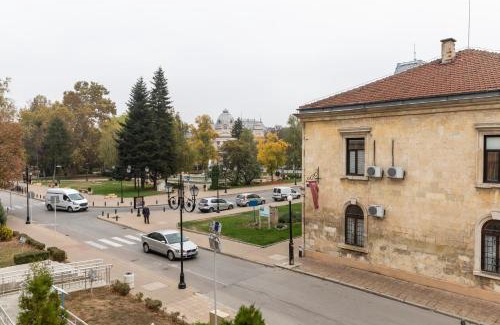 Ruse Center Hotel | Charlino Plaza
