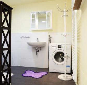 Dossenheim Apartment | Charlotte House Heidelberg