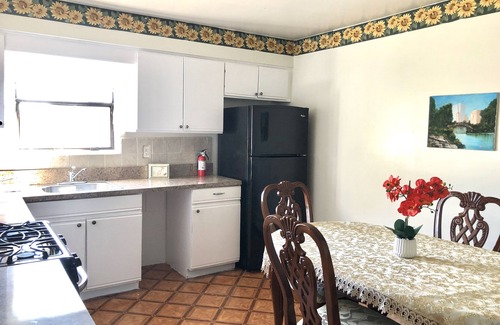 Queens Apartment | CHARLTON PLACE - ohelchabad.org