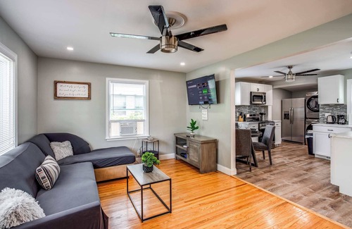 Rochester House | Charm home near DWTN
