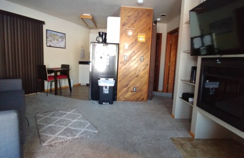 Grand Lake House | Charm Soda Springs Townhome 1 bedroom1 bath