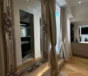 Rome City Centre Apartment | Charma Luxury Apartment - ROMA