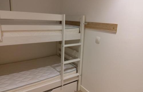 Meribel Centre Apartment | Charmant 2 pièces au centre de Méribel avec balcon et WiFi - FR-1-411-872