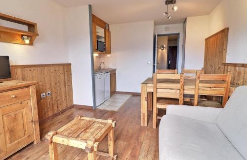 La Perriere Apartment | Charmant 2 Pièces avec Balcon à La Tania - Résidence Skis aux Pieds - FR-1-182A-9