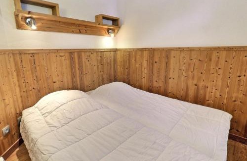 La Perriere Apartment | Charmant 2 Pièces avec Balcon à La Tania - Résidence Skis aux Pieds - FR-1-182A-9