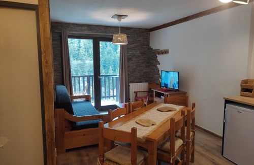 Valfrejus Apartment | Charmant Appartement Avec Casier à ski Bord de Piste Chalet Thabor