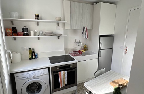 Porte-Saint-Martin Apartment | Charmant Appartement Canal Saint Martin