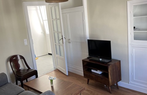 Porte-Saint-Martin Apartment | Charmant Appartement Canal Saint Martin