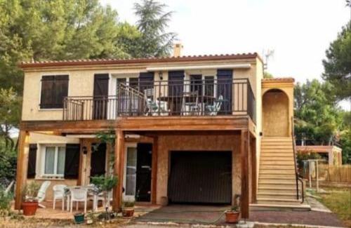 Lambesc Apartment | Charmant bas de villa