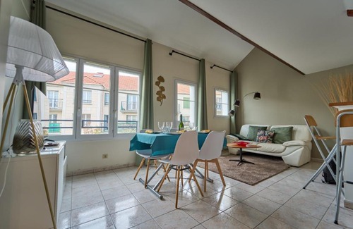 Bailly-Romainvilliers Apartment | Charmant Duplex 2 chambres pour 6 personnes - 10 min Disneyland - Free Parking