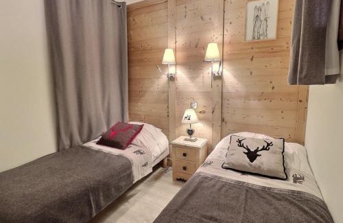 Meribel-Mottaret Apartment | Charmant Duplex Rénové 4P, 3 Ch, Balcon, WiFi, Méribel - FR-1-182-249
