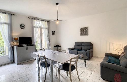 Lamalou-les-Bains Apartment | Charmant F3 avec Wi-Fi, animaux acceptés, proche thermes - Lamalou-les-Bains - FR-1-451-148