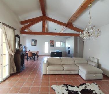 Saint-Quentin-la-Poterie Villa | Charmante villa proche Uzès