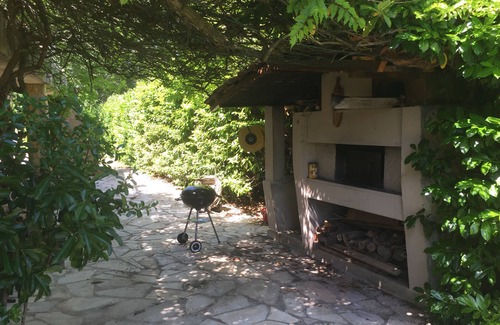 Lourmarin Villa | 🌿 Charmant Gîte au Cœur du Luberon – Calme et Nature 🌿 (2 à 4 pers)