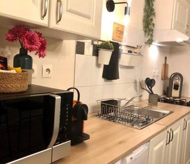 Saint-Claude Apartment | Charmant logement & terrasse au centre historique