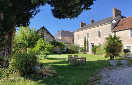 Pontlevoy Apartment | Charmant Studio au Cœur de Pontlevoy avec Jardin, Parking et Ateliers Pâtisserie - FR-1-491-363
