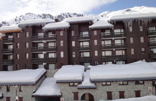 Meribel-Mottaret Apartment | Charmant studio divisible skis aux pieds, 4 pers, proche commerces et remontées, animaux admis - FR-1-182-198