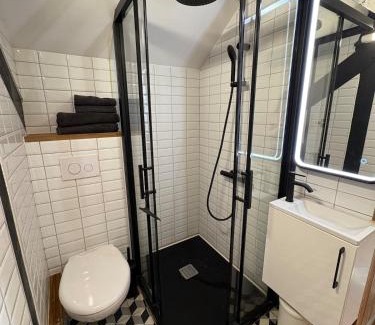 Saint - Michel Apartment | Charmant studio en centre ville