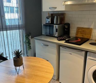 Les Lilas Apartment | Charmant studio