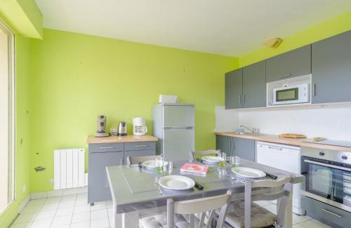 Quartier du Casino Apartment | Charmant T2 Bis avec Aperçu Mer, Piscine, Parking Privé à 100m Plage - Châtelaillon-Plage - FR-1-535-29