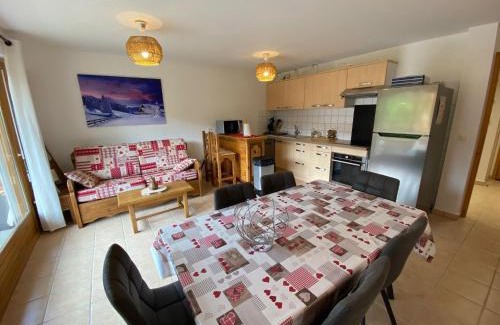 Saint-Jean-de-Sixt Apartment | Charmant T2 + cabine avec balcon orienté sud à Saint-Jean-de-Sixt, proche de La Clusaz - FR-1-459-209