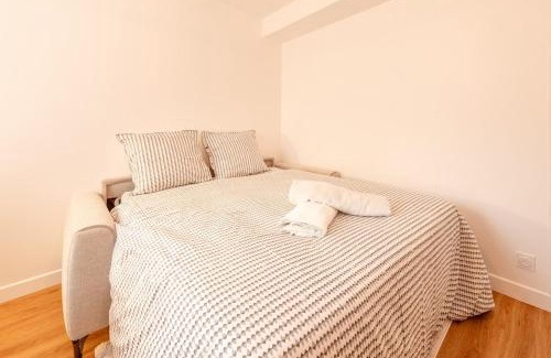 Esbly Apartment | Charmant T2 cocooning au coeur d'Esbly, proche gare et Disney