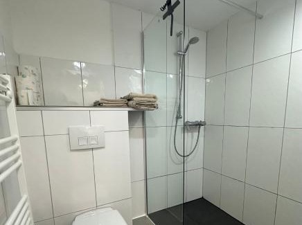 Misburg - Nord Apartment | Charmante 2 Zimmer Souterrain