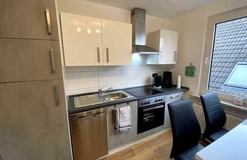 Emden Apartment | Charmante Altbauwohnung an der Kesselschleuse 3