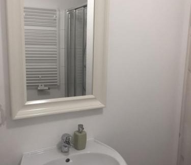 Stadt Wehlen Apartment | Charmante Ferienwohnung 2 im Schmöllerhäuschen