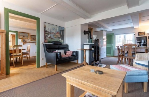 Toenning Apartment | charmante Ferienwohnung am Hafen