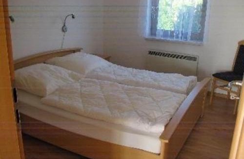 Neuendorf Apartment | Charmante Ferienwohnung mit Terrasse