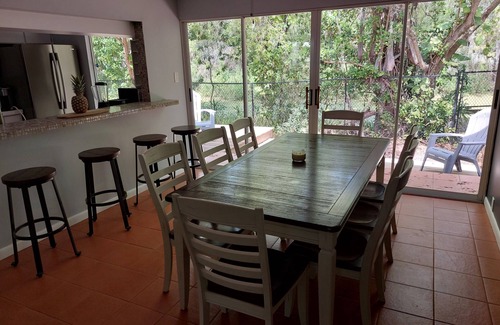 Avila House | Charmante Maison à Lutz Avec 3 Chambres, 3 Sdb, Piscine Privée Chauffée Pour 8
