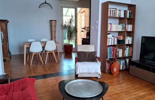 Saint-Bruno - Saint-Victor Apartment | Charmante maison avec extérieur paisible, proche centre ville